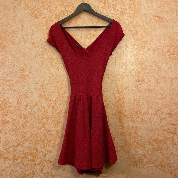 Sparkle & Fade Dresses & Skirts - Cute SPARKLE & FADE Urban Outfitters Red dress size Medium